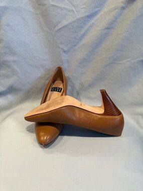 Nine West Tan Pointed Toe Leather Pumps